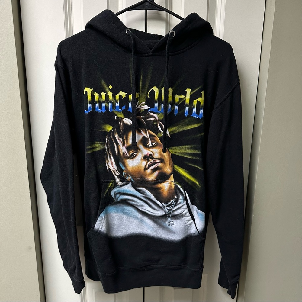 Independent Trading Company Juice WRLD Black Graphic Hoodie - Small